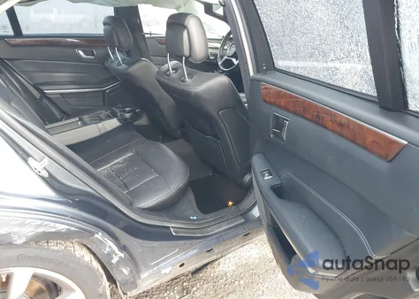 2014 Mercedes-Benz E 350 z USA, uszkodzony, nr VIN WDDHF5KB7EB054765